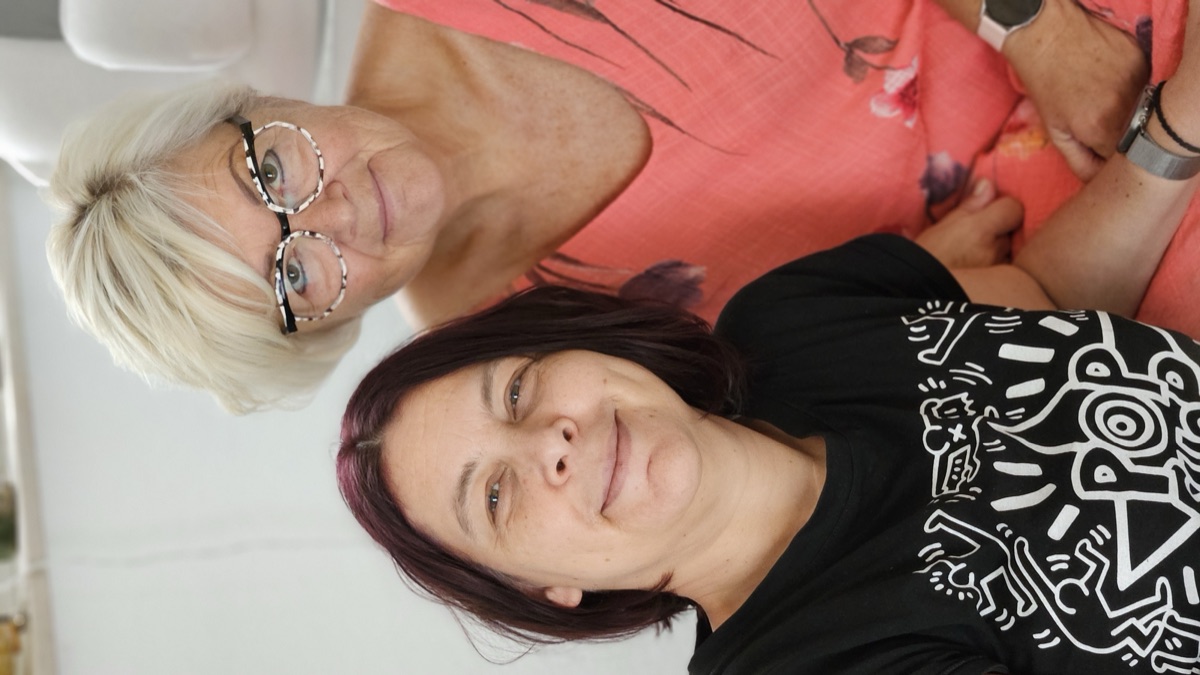 Alexandra Murno und Angelika Murno-Fügel, Inhaberinnen der Fußpflegepraxis in Stuttgart-Hedelfingen